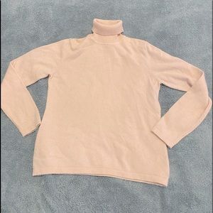 Cashmere sweater Size small
